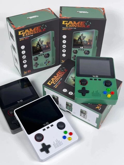 Consola Portatil de Juegos XL - 32Bits - Res. 640x480 Bat. 7 Hs.