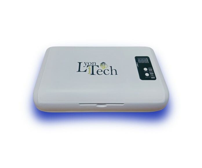 Máquina 2 en 1 de Curado UV + Vacio LYONITECH (para filminas Hard UV y Titanium de Lyonitech) Máquina 2 en 1 de Curado UV + Vacio LYONITECH (para filminas Hard UV y Titanium de Lyonitech)